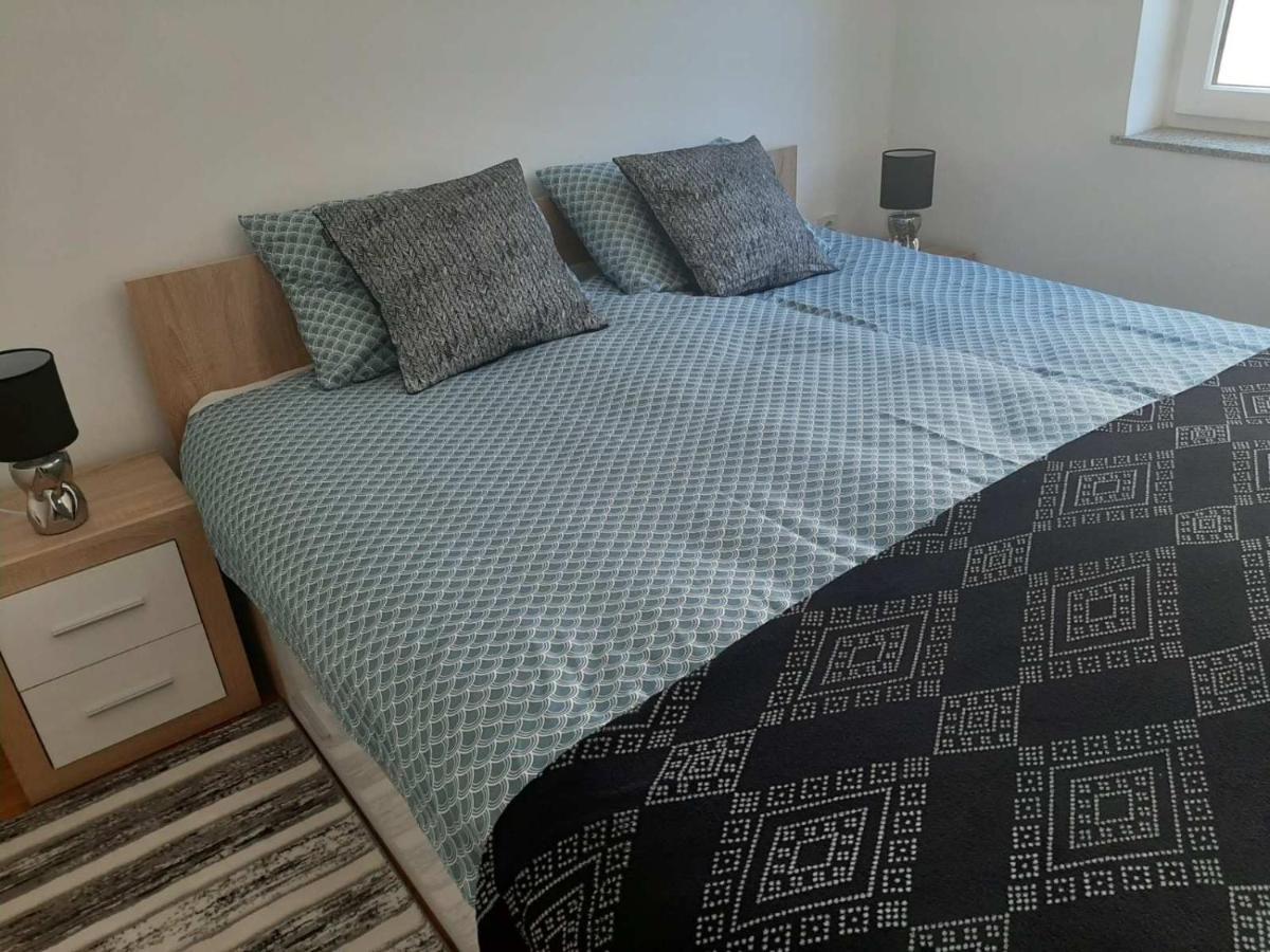 Apartman Kod Kestena Osijek Buitenkant foto