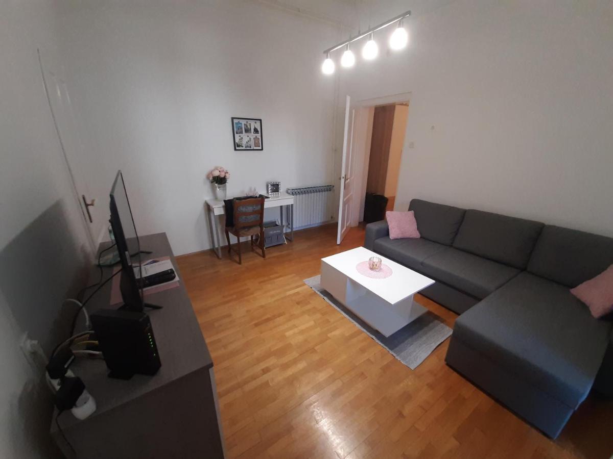 Apartman Kod Kestena Osijek Buitenkant foto